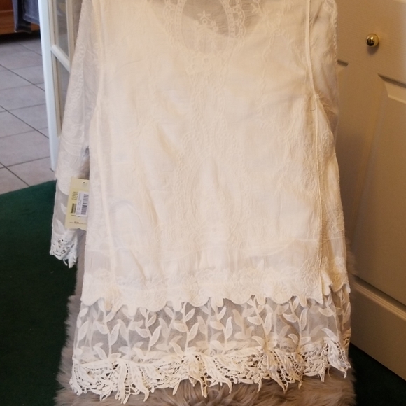 Blouse - Picture 4 of 5